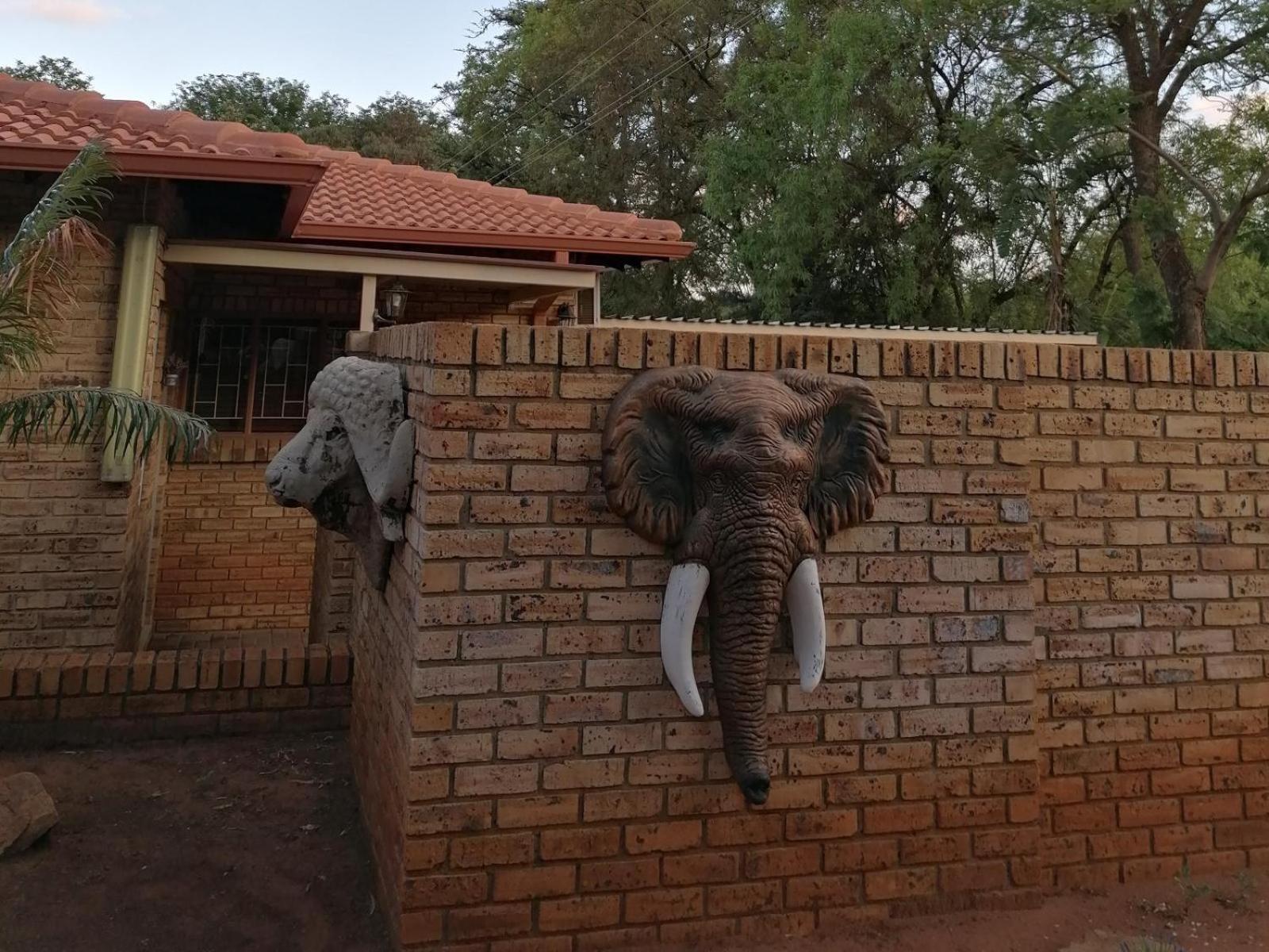 Kettle Guest Lodge Rustenburg Exterior foto